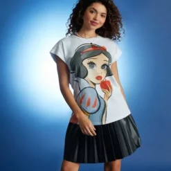 Best * Snow White T-Shirt For Adults